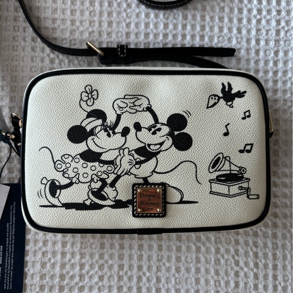 Mickey and Minnie Mickey’s Picnic Camera Bag by Disney Dooney & Bourke 2023 - Picture 2 of 16